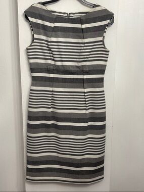 Calvin Klein Gray and White Striped Sheath Dress Size 8 Lined Clean Like New